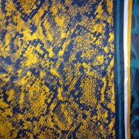 Голям шал от коприна нов, снимка 10 - Шалове - 40644514