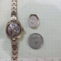 Часовник "ZARIA" с верижка ръчен дамски съветски работещ - 4, снимка 5 - Дамски - 26251682