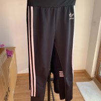 Adidas дамски клин, снимка 2 - Клинове - 39872853