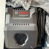 BOSCH Безчетков Винтоверт Батерия 2.0ah,зарядно 12GAL 12v-40, снимка 5 - Винтоверти - 38336055