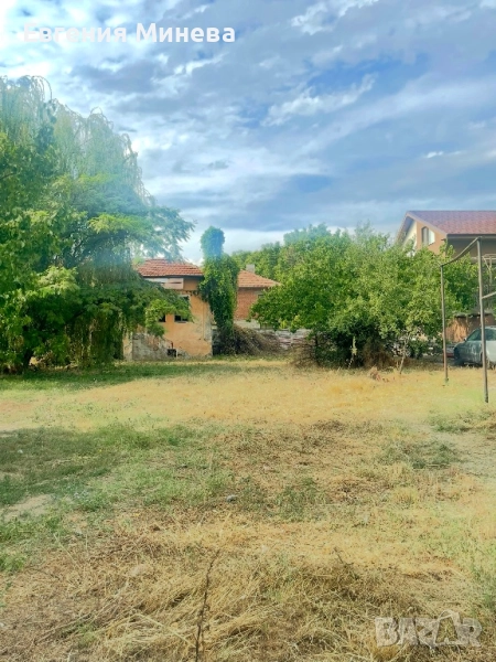 Продава се къща с двор – 860 кв.м в гр. Стамболийски (15 мин. от Пловдив), снимка 1