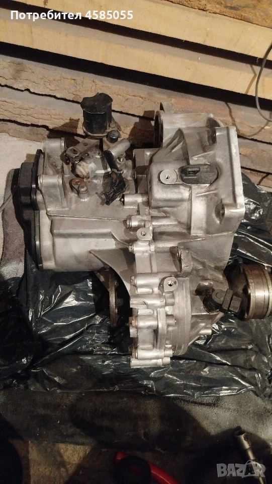 Скоростна кутия от Passat B3 16V с код CGY, снимка 1