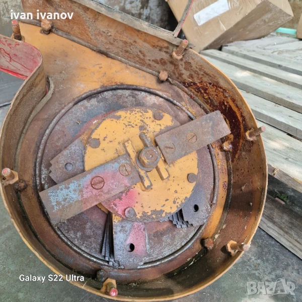 Ос ямболска Фуражомелка , снимка 1