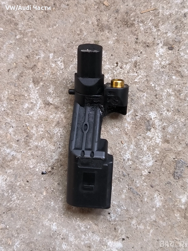 Импулсен датчик колянов вал за Голф 5 Ауди А3 Пасат Сеат VW Golf 5 Audi A3 Passat Skoda 036906433A, снимка 1