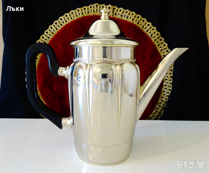 Посребрена кана,чайник,релеф. , снимка 1