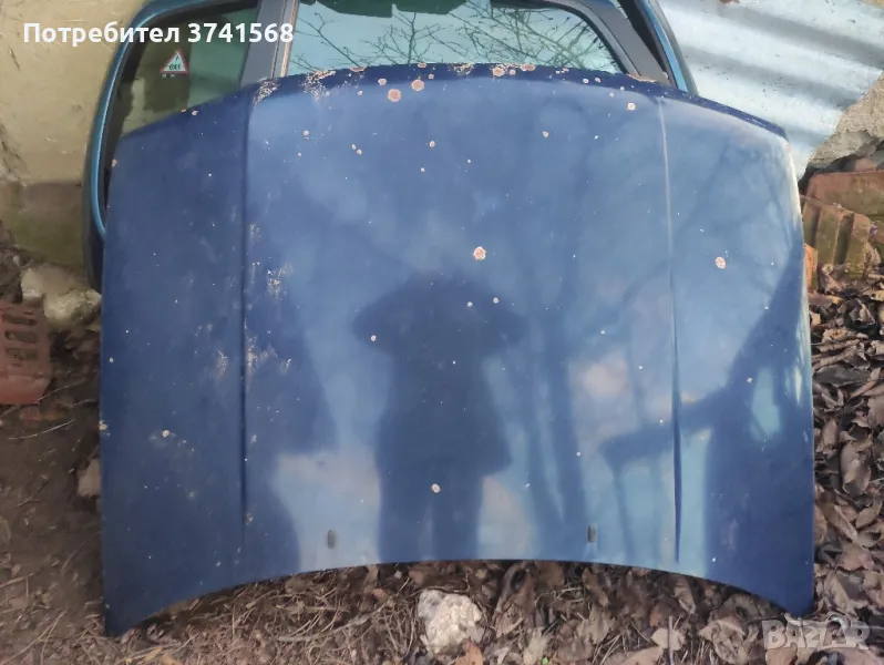 продавам преден капак голф 3 , снимка 1