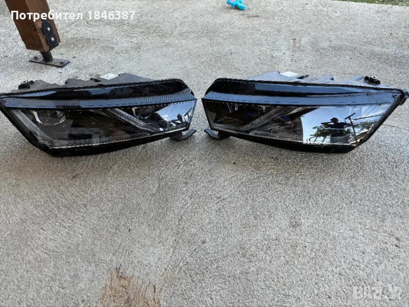 Фарове, за Шкода Октавия 4, снимка 1