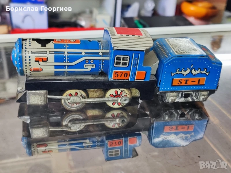 Стара ламаринена играчка влак, снимка 1