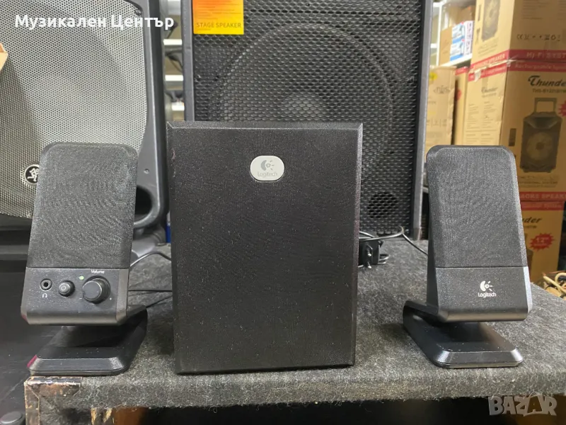 Logitech R-20 Компютърна система 2.1, снимка 1