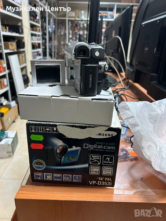 Видео камера Samsung VP D353i за ЧАСТИ , снимка 1
