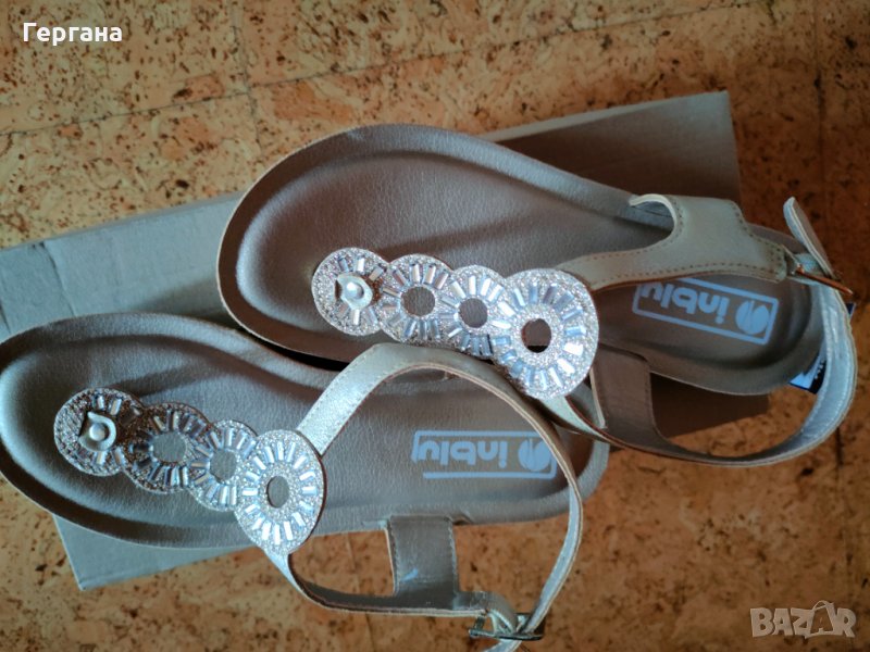 Нови златисти чехли, снимка 1