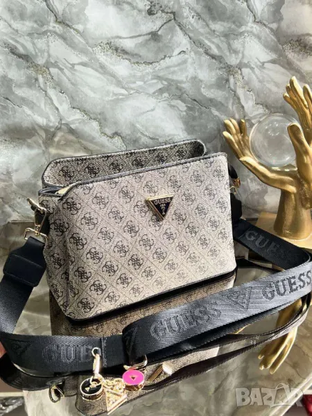 чанти 20х25см guess , снимка 1