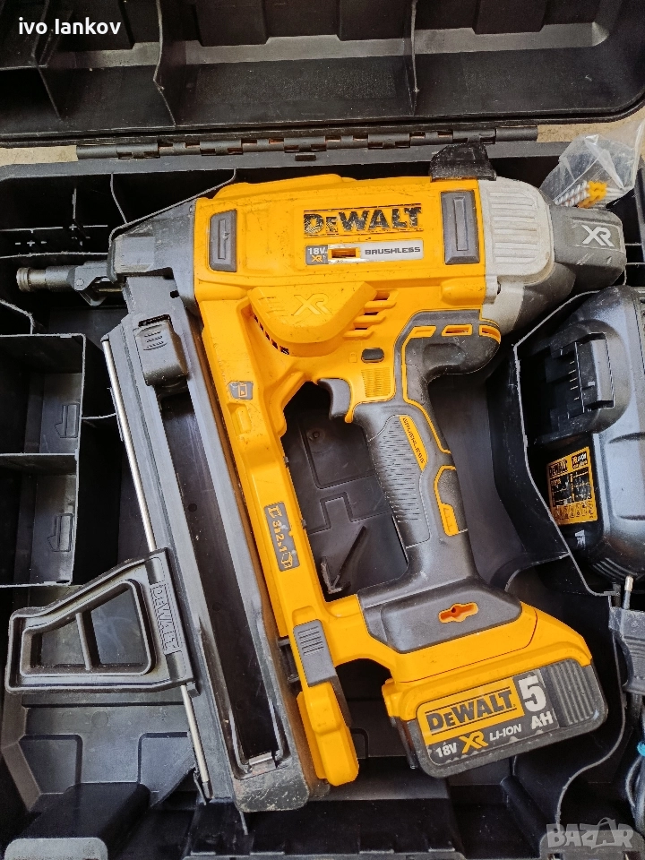 акумулаторен такер Dewalt dcn 890, снимка 1