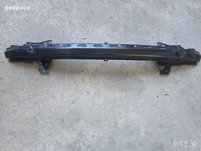 Оригинална основа предна броня за Фолксваген Голф 4, снимка 1