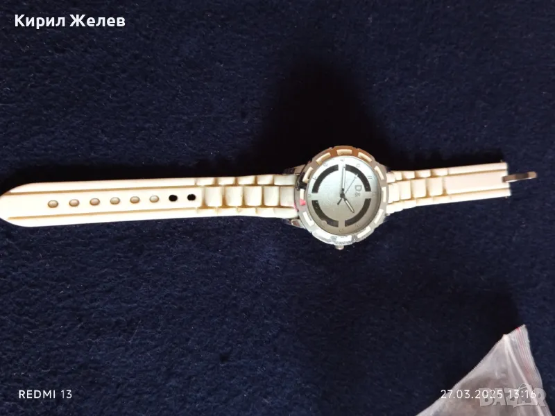 Дамски часовник състояние видно от снимките за части 38830, снимка 1