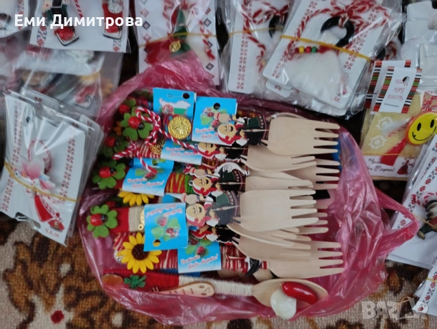 Мартеници - 830 бр. , снимка 11 - Други - 53305779