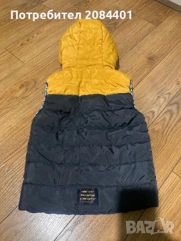 Двулицев елек Boboli размер 5 години, снимка 4 - Детски якета и елеци - 49425710