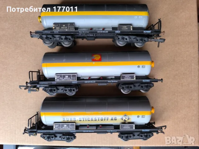 3 броя цистерни за влакче FLEISCHMANN мащаб H0 (1:87), снимка 3 - Колекции - 48895243