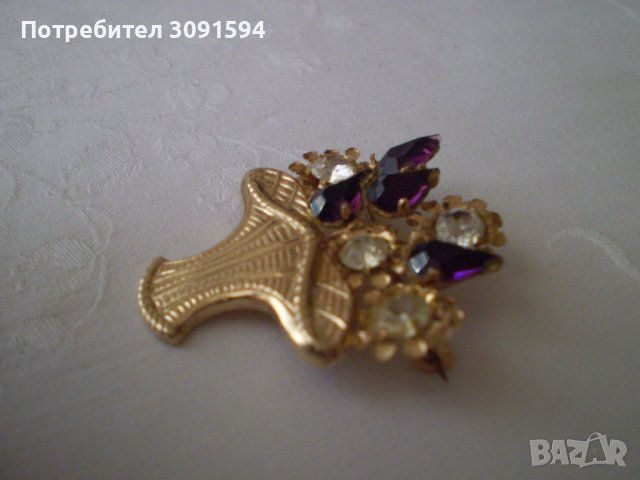 Винтидж  брошка кошничка аметист кристал жълт метал, снимка 5 - Антикварни и старинни предмети - 39650202