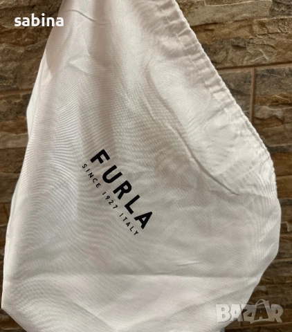 Дамска чанта FURLA Dafne S top handle black, снимка 12 - Чанти - 52957637