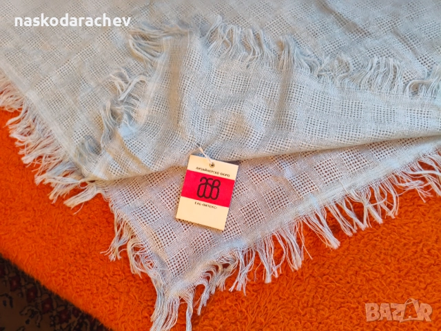 Дамски шал - забрадка старото качество по БДС, снимка 4 - Шалове - 51691838