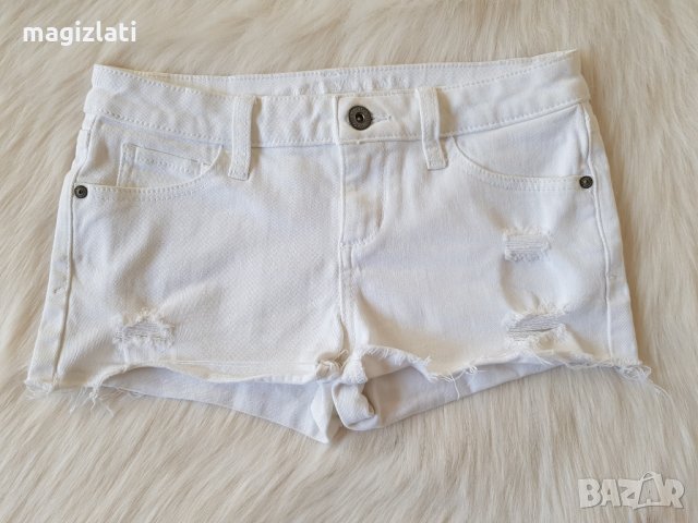 Бели дънкови панталони размер С, снимка 6 - Къси панталони и бермуди - 26311846