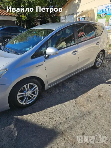 TOYOTA PRIUS 7+ HIBRID, снимка 2 - Автомобили и джипове - 47662760