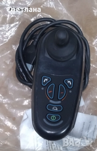 Продавам VR2 джойстик за акумулаторна инвалидна количка