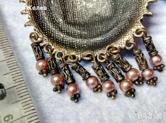 СТАР ЕМАЙЛИРАН БРОНЗОВ МЕДАЛЬОН РЕТРО ОРНАМЕНТИРАН с РОЗОВИ ПЕРЛИЧКИ 42388, снимка 11 - Антикварни и старинни предмети - 51255586