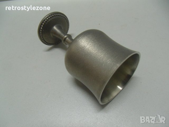 № 7323 стара метална чашка   - надпис / маркировка  - размер - височина 8 см , диаметър 4,2 см , снимка 3 - Други ценни предмети - 43555770