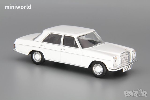 Mercedes-Benz W115 1968 - мащаб 1:43 на DeAgostini моделът е нов в блистер, снимка 2 - Колекции - 39728889