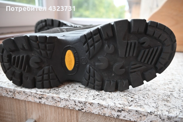 продавам мъжки туристически обувки, снимка 6 - Други - 51810895