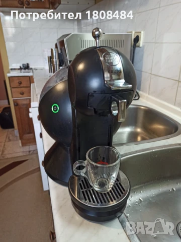 Кафе машина Крупс Долче Густо работи с капсули  , снимка 3 - Кафемашини - 51180573