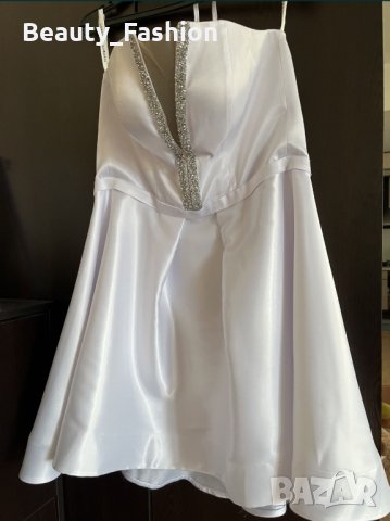 Бяла къса коктейлна рокля Lorreti, снимка 6 - Рокли - 43634017