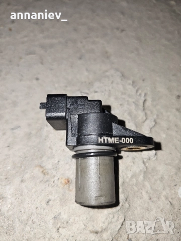 Датчик разпределителен вал w203 c270, снимка 2 - Части - 52021698