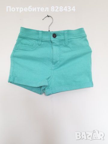 Къси панталонки Hollister, снимка 1 - Къси панталони и бермуди - 37277815