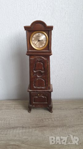 Стар настолен механичен френски часовник, снимка 1 - Антикварни и старинни предмети - 43048990