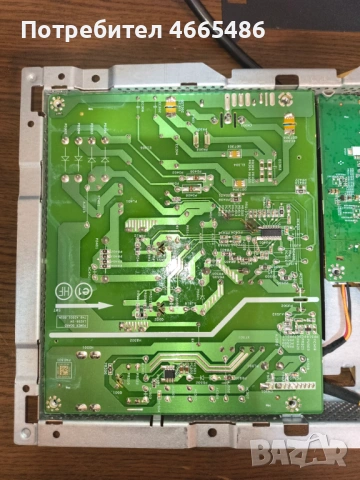 Монитор Dell U2518D За Части, снимка 3 - Монитори - 53064081