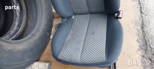 Предна Дясна Седалка Рено Меган 2 N, снимка 3 - Части - 38591201