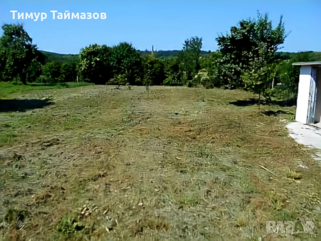 Голяма къща голям сайвант 1 имот 2 парцела тихо малко село , снимка 5 - Къщи - 50295485