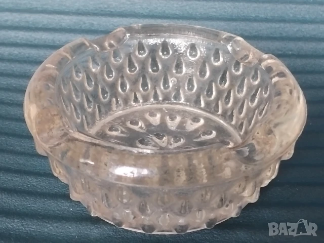 Пепелник - масивно стъкло