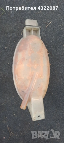 Разширителен съд от Опел Виваро / Opel Vivaro 2.5 CDTI 135 к.с, снимка 2 - Части - 53477464