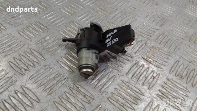 Ключалка заден капак VW Polo 2004г.	