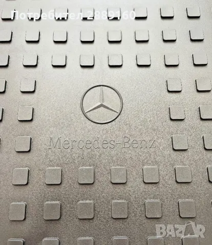 Оригинална гумена постелка за багажник за Mercedes E class 2013-2016г, снимка 2 - Аксесоари и консумативи - 50182472