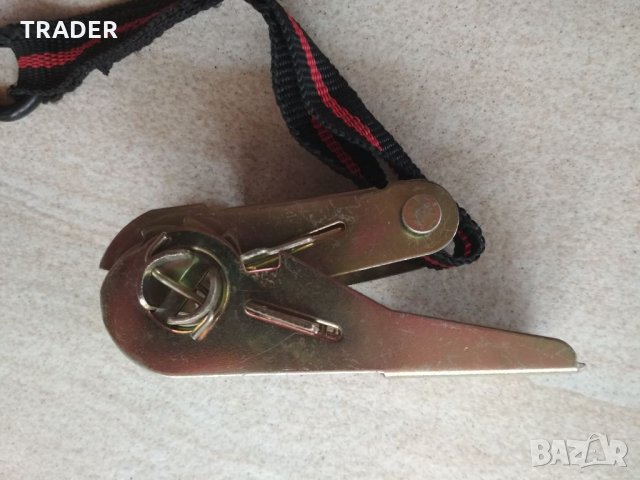 Колан с тресчотка за пристягане и куки