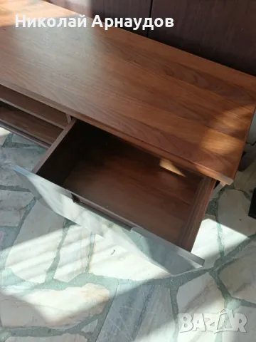 ТВ конзола Rivet, 150 x 40 x 52,5 см, орех/сив, снимка 5 - Шкафове - 49291068