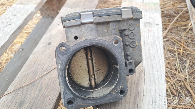 Дроселова клапа Bosch за Volvo S60 2005г, снимка 3 - Части - 51314882