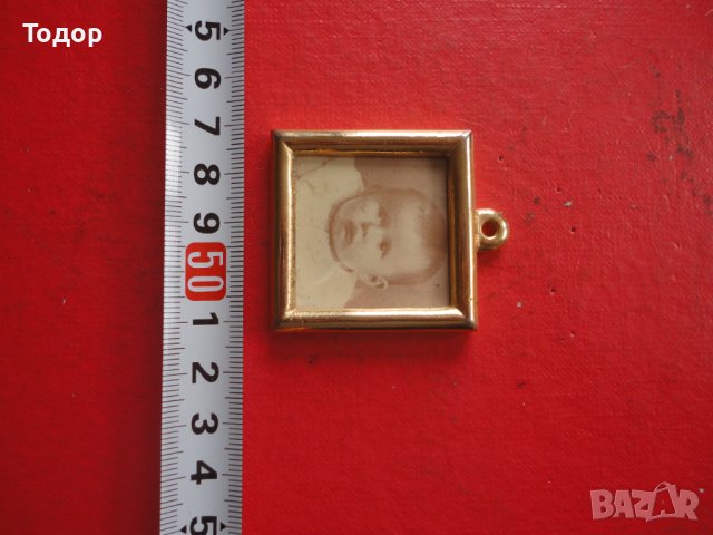 Немска позлатена бронзова рамка за снимка снимки 1, снимка 2 - Антикварни и старинни предмети - 43558790