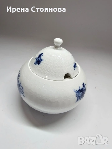 Rosenthal - Romance Rhapsody по дизайн на Bjorn Wiinblad 1961г. Голяма захарница , снимка 3 - Сервизи - 53390166