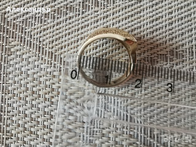 Дамски златен пръстен 14к 3.16 гр. 18мм, снимка 8 - Пръстени - 43369161